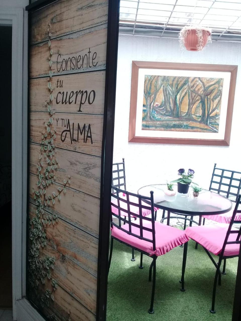 Hostal Y Spa Calle Doce Medellín Exteriör bild